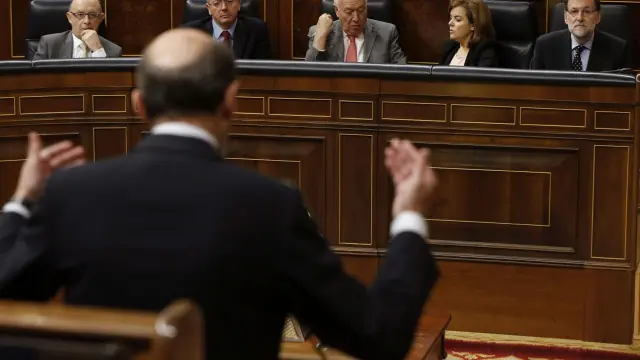 Rajoy y Rubalcaba en la sesión de control en el Congreso