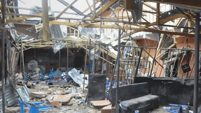 El hotel destruido en Bauchi tras la bomba que puso el grupo terrorista de Boko Haram