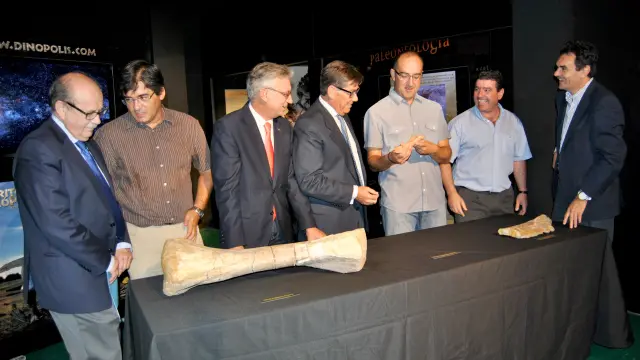 Presentación de novedades del Aragosaurus en Dinópolis