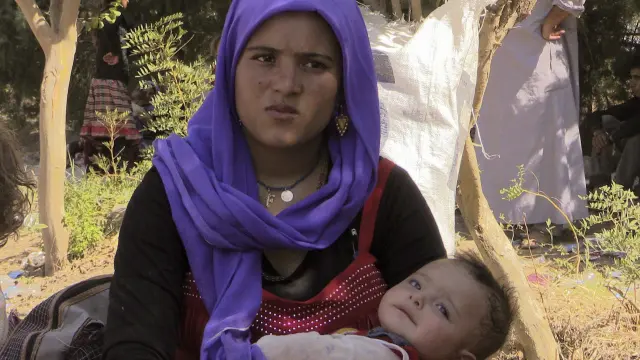 Miles de desplazados iraquíes se enfrentan a la sed y el hambre en el Kurdistán iraquí