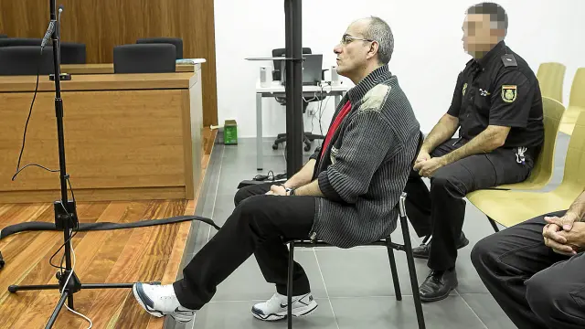 El procesado, Enrique García Sánchez, durante el juicio celebrado ayer en la Audiencia.