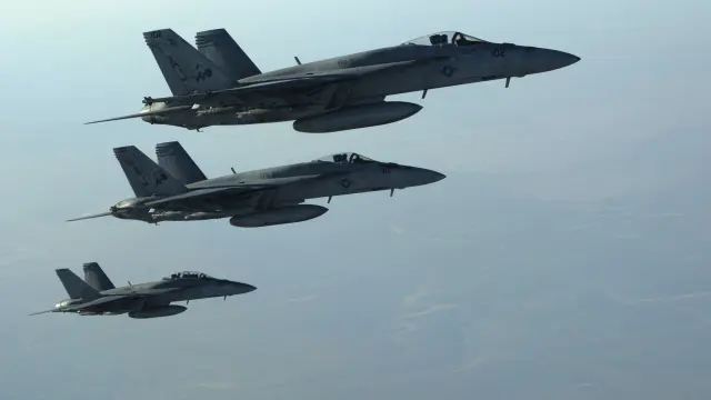 Aviones bombarderos en Irak