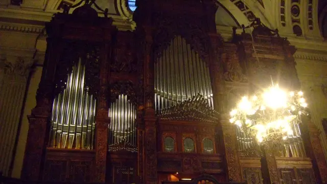 El órgano mayor del Pilar, este jueves, durante el concierto