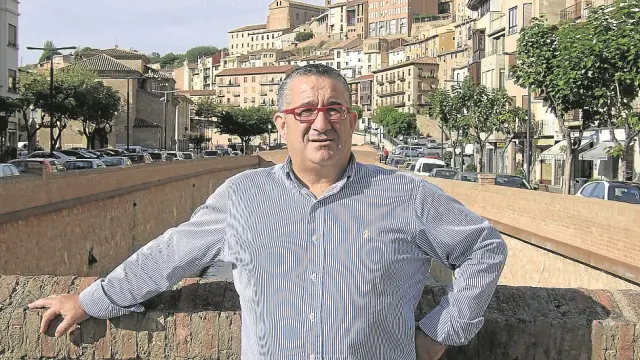 Alfredo Val, en Tarazona, donde vive y da clases.