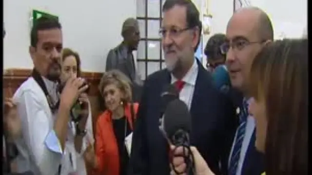 Rajoy esquiva a los medios a su salida del Congreso