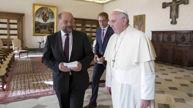 El Papa Francisco durante una audiencia privada con el presidente del Parlamento Europeo, Martin Schulz.