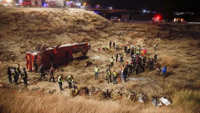 Doce muertos en un accidente de autobús en Cieza, Murcia