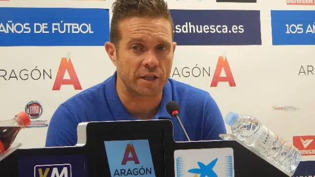 El entrenador del Huesca, Luis García Tevenet