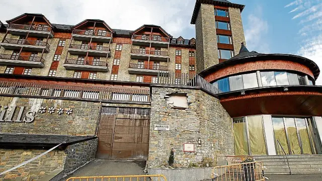 El hotel Aragón Hills de Formigal reabre tras conseguir que desbloqueen sus cuentas