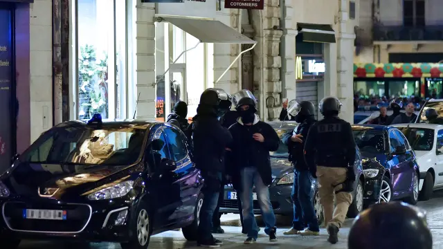 Un hombre armado atraca una joyería de Montpellier y retiene a dos empleados