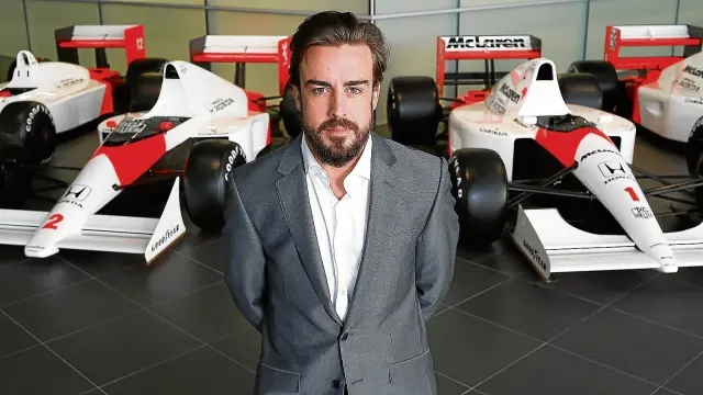 Fernando Alonso, durante la presentación con su nuevo equipo, McLaren-Honda.