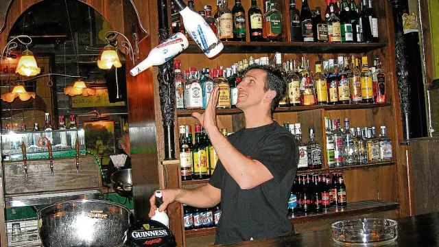 El barman benasqués José Luis Samitier quiere batir el récord del mojito más grande del mundo