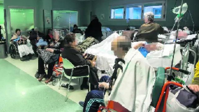 Las urgencias hospitalarias de varios centros sanitarios de Zaragoza se vieron "saturadas" la pasada semana.