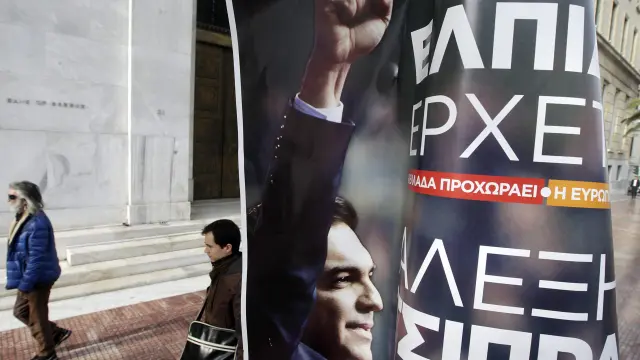 Cartel electoral de Syriza en una calle de Atenas