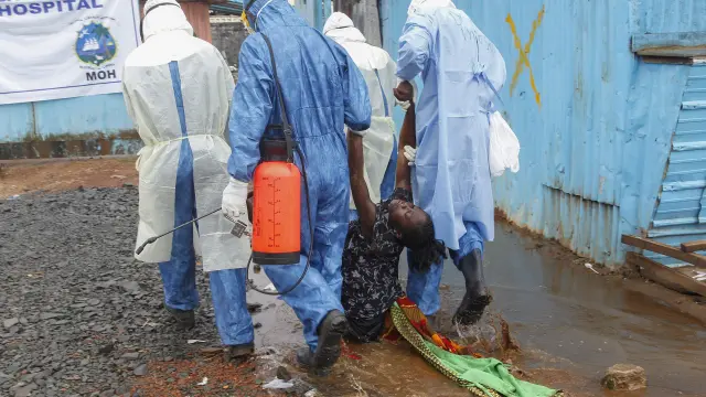 Médicos del Mundo gestiona en la ciudad sierraleonesa de Moyamba un centro de tratamiento de ébola