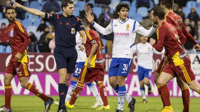 Vallejo, en el partido del Real Zaragoza contra el Recre