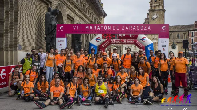 La asociación Patinar Zaragoza en una de sus salidas por la ciudad