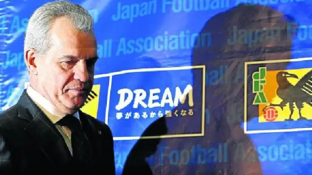 Aguirre en la Asociación de Fútbol de Japón en Tokio, escenario ayer de la rueda de prensa.