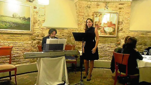 La soprano Quiteria Muñoz y el pianista Christian Roca, en El Real.