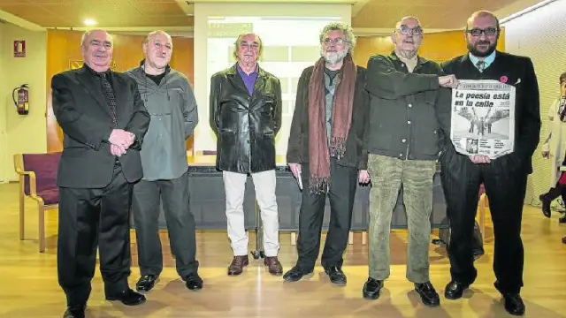 Ángel Guinda, José Antonio Conde, Eugenio Mateo, Juan Domínguez Lasierra, Fernando Burbano y Raúl Herrero, en la Biblioteca de ?Aragón.