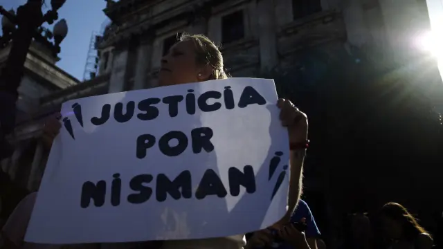 Un testigo presencial cuestiona la investigación del caso Nisman