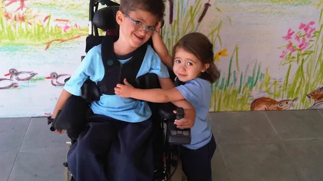 Andrés Marcio, de 11 años, padece una laminopatía congénita, una enfermedad rara entre las raras