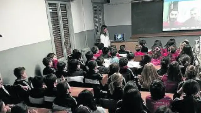 La videoconferencia mantuvo en vilo a toda la clase