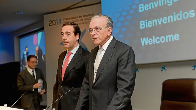 El presidente de Caixabank, Isidro Fainé, (derecha) y el consejero delegado, Gonzalo Gortázar.