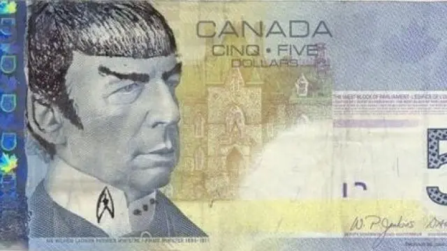 Un billete de cinco dólares canadienses