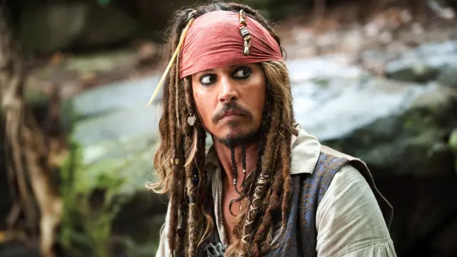 ?Johnny Depp caracterizado como Jack Sparrow