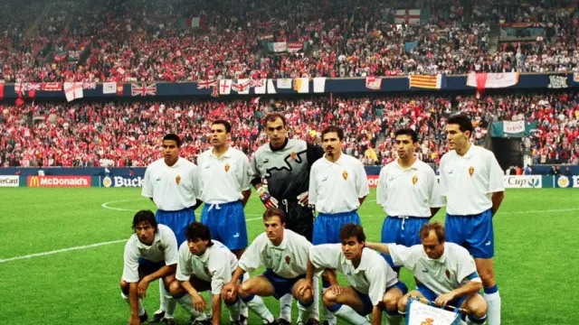 El once inicial de la final de la Recopa de 1995