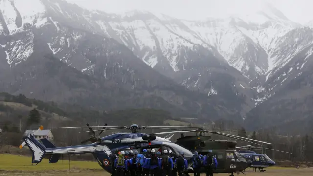 Operativo de rescate en la zona donde se ha estrellado el avión de Germanwings