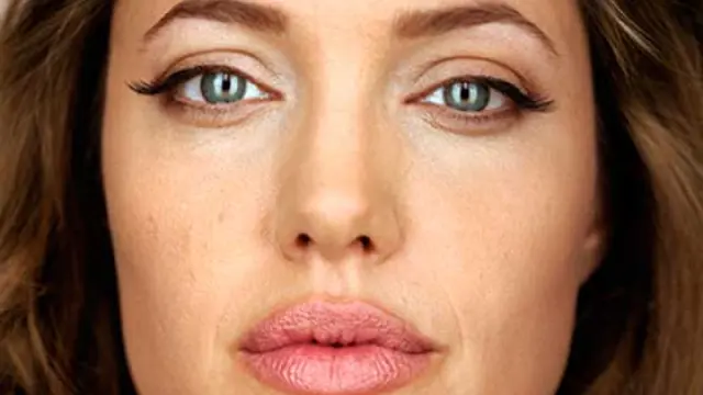 Angelina Jolie se extirpa los ovarios para reducir el riesgo de cáncer