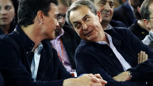 Pedro Sánchez y José Luis Rodríguez Zapatero este domingo
