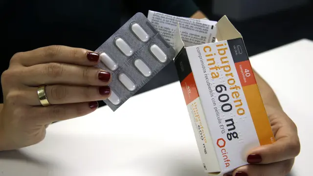 Alonso ha afirmado que el ibuprofeno sólo supone un riesgo al tomarse durante un "prolongado periodo de tiempo" en dosis "altas"