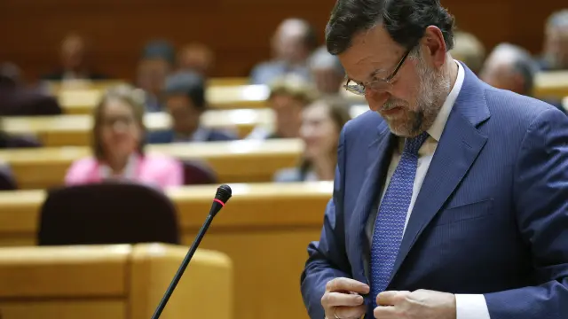 El presidente del Gobierno, Mariano Rajoy, durante la sesión de control al Ejecutivo en el pleno del Senado.