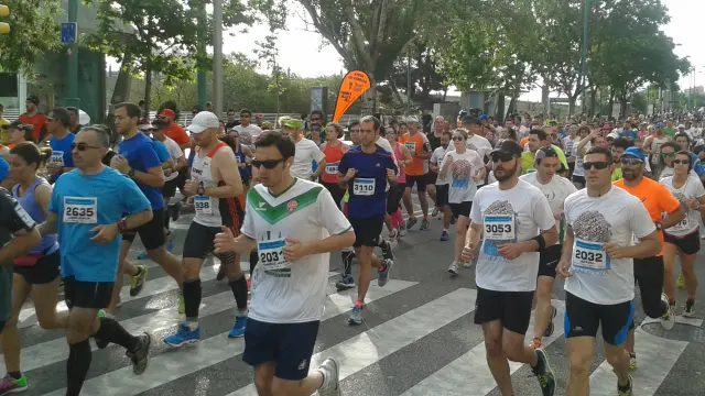 Una imagen de la pasada edición de la Media maratón 'Ibercaja-Ciudad de Zaragoza'