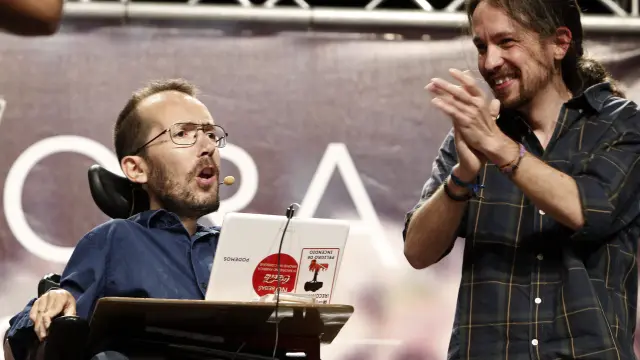 Pablo Iglesias y Pablo Echenique, durante el mitin