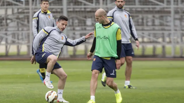 Basha, en un entrenamiento del Real Zaragoza