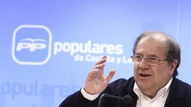 El candidato del PP a la presidencia de la Junta de Castilla y León, Juan Vicente Herrera, valora los resultados de las elecciones del 24 M