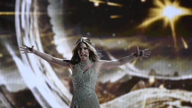 La cantante española Edurne durante la gala final de Eurovisión 2015.
