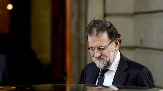 Mariano Rajoy, a la salida del Senado.