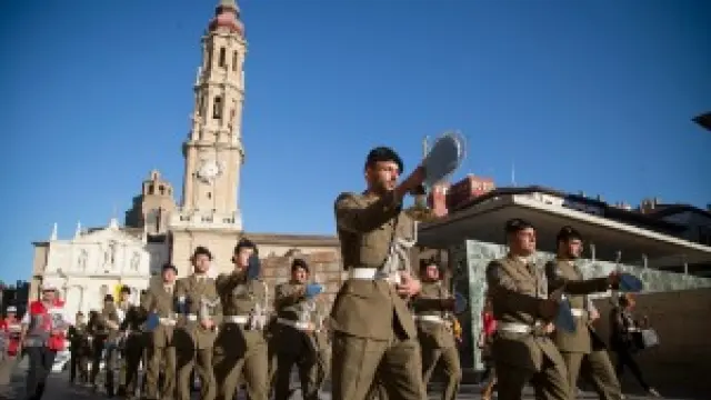 Imagen de la retreta militar en Zaragoza