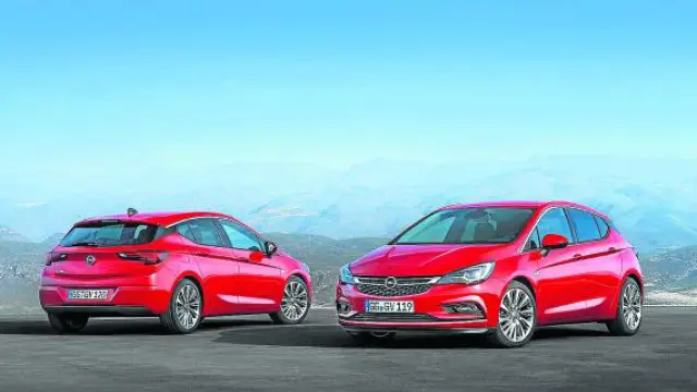 El Opel Astra llegará al mercado a finales de octubre.