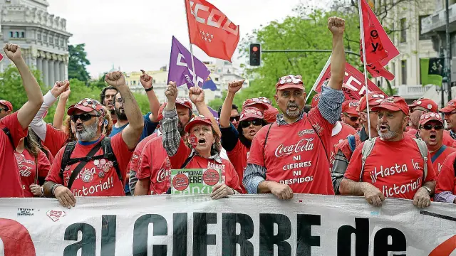 Trabajadores de Coca-Cola en la manifestación del 1 de Mayo, cuando ya se conocía la sentencia.