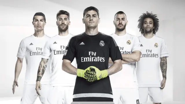 La nueva camiseta que el Real Madrid lucirá la temporada 2015/2016.