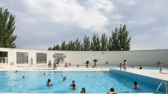 Imagen de archivo de la piscina de La Jota