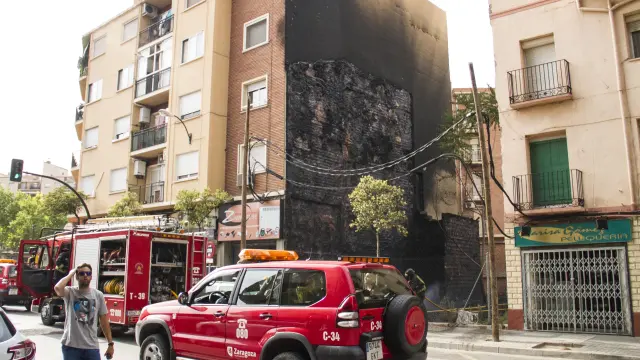 El fuego se registró en la calle Francisco Quevedo.