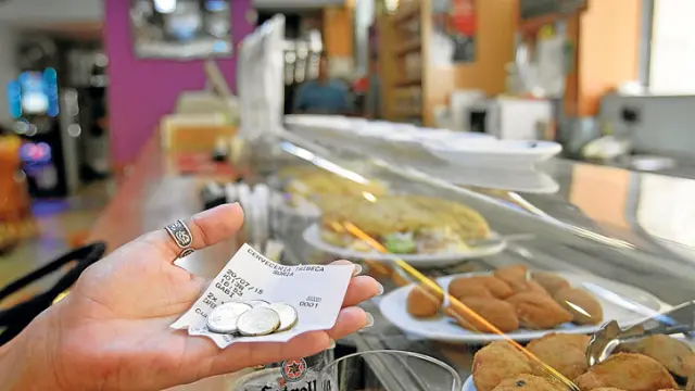 Asohtur aprecia leves mejorías en el gasto en restaurantes. Las familias "ya no miran tanto el céntimo".