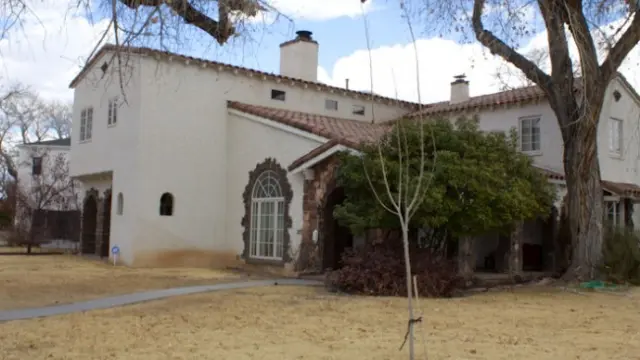 Fotograma de la serie 'Breaking Bad' con la casa de Jesse Pinkman.